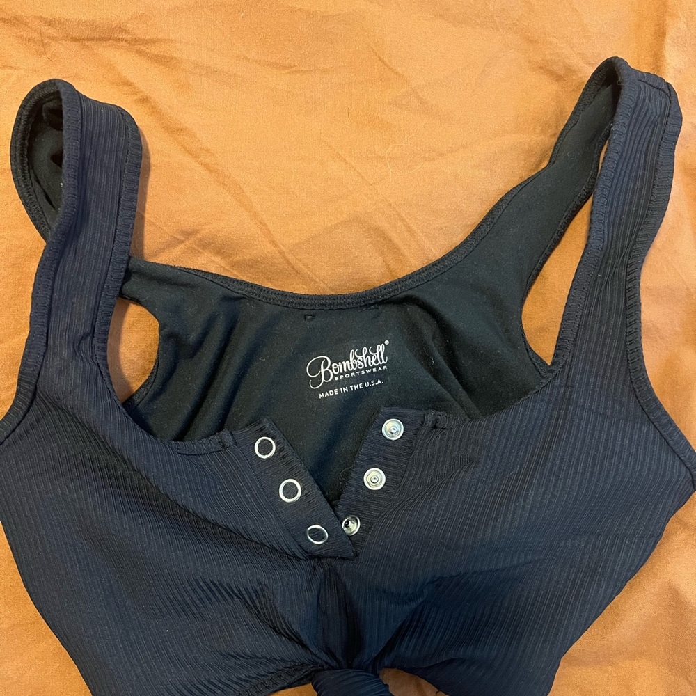 Bombshell sportswear Black Ribbed with front knot - Picture 3 of 3